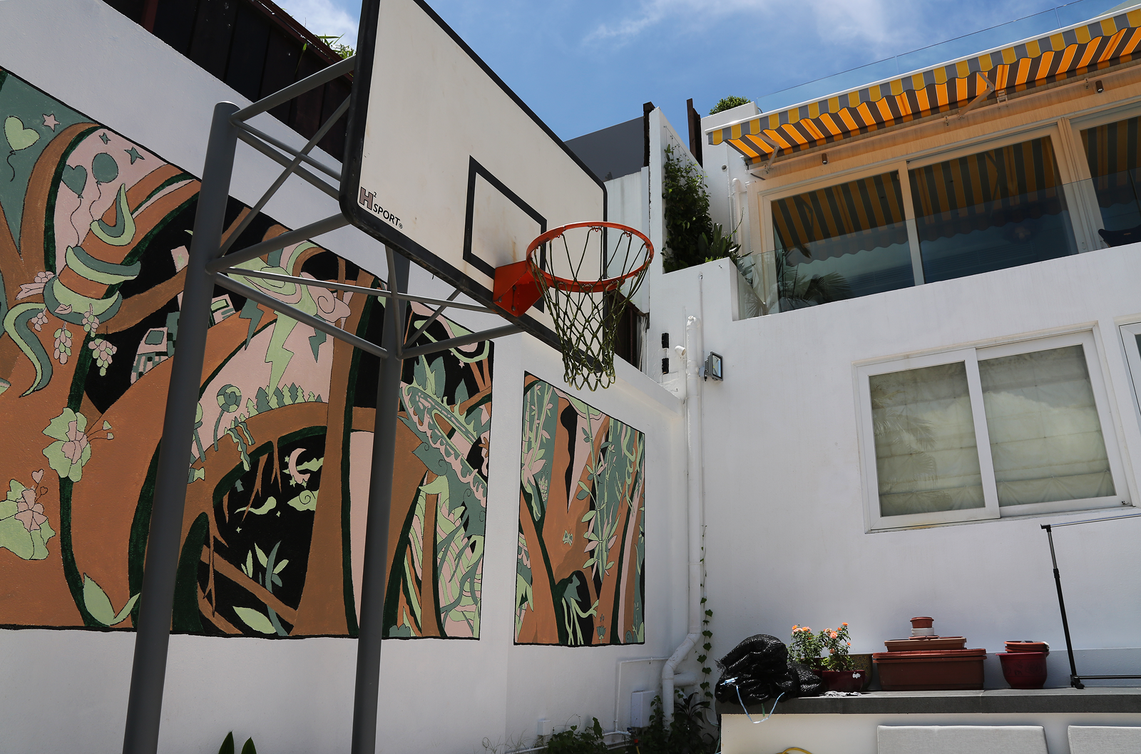 Mid Summer Day's Dream mural project hero image